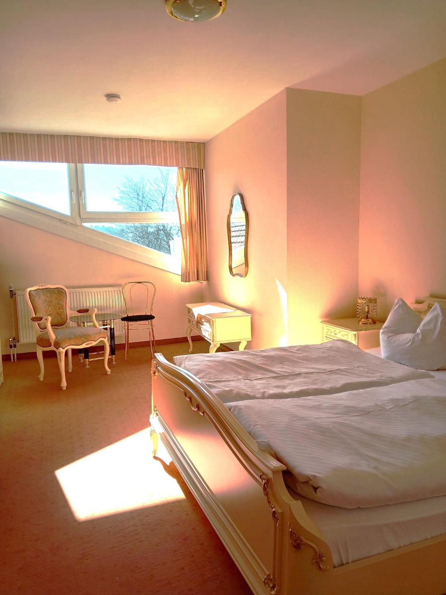 Hahnenkleer Hof Hotel 4*